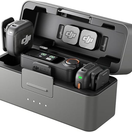 DJI Mic 3 (2 TX + 1 RX + Case) – 32-bit Float Wireless Mic System | DjiStore.pk